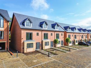 Photo 4- click for photo gallery